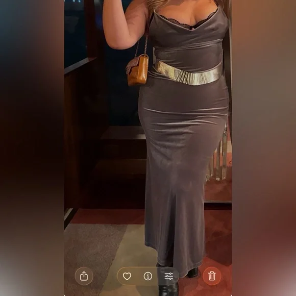 Vintage Nasty Gal velvet dress - Picture 1 of 8